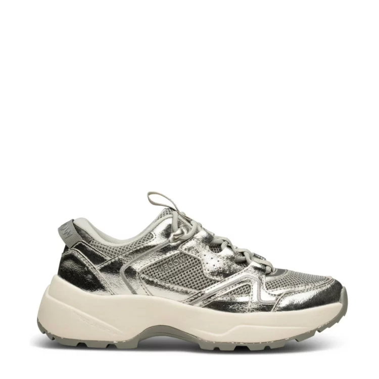 Woden sneakers